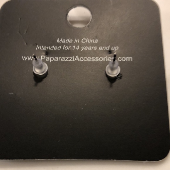 Gray Earrings - Picture 2 of 2